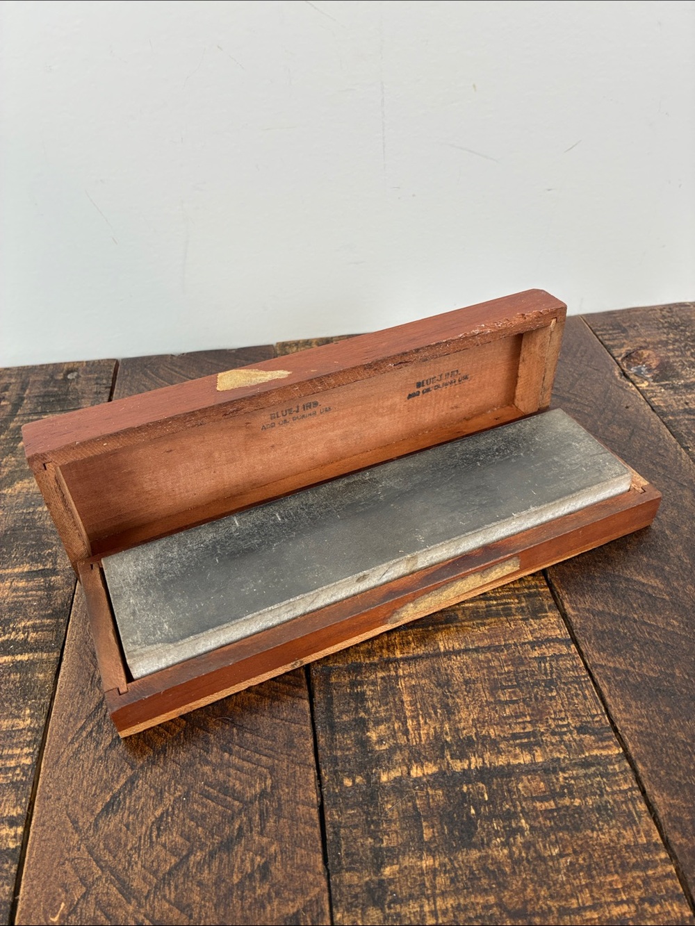 Vintage Blue Jay Arkansas Knife Wet Stone Sharpening Block in Wooden Box